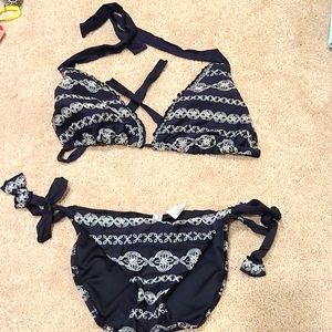 Black and white embroidered Bikini